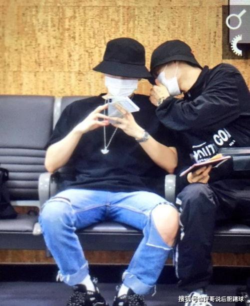 娱乐八卦姐妹吃瓜直播在线观看,娱乐八卦姐妹吃瓜盛宴，带你一窥娱乐圈幕后风云